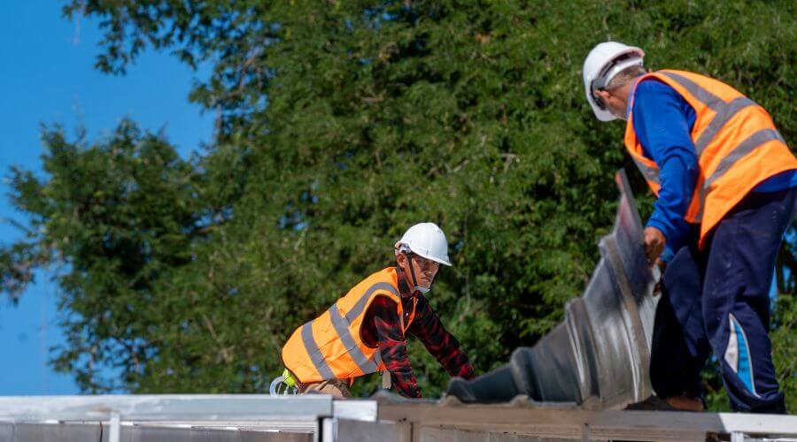 Professional Flat Roofing Installation in Ewing, NE